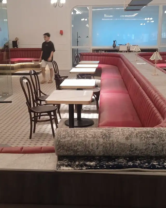 Diner-style booths in the clubhouse